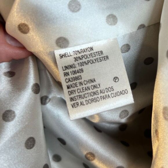 Tahari Arthur S Levine Blazer Single Breasted Career Feminine Gray Size 12P - Picture 9 of 10